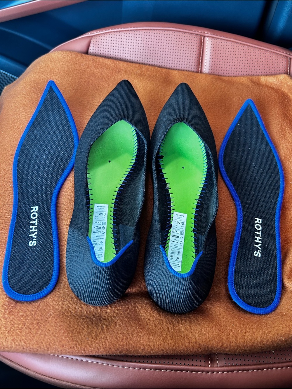 Rothy's Black Pointed Toe Knit Flats size 10 - Picture 3 of 5
